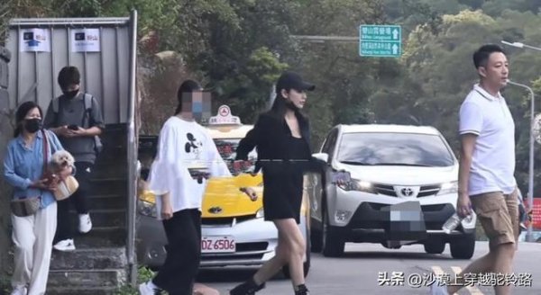 股票配资开户信息网站 汪小菲夫妇携女儿爬山祈福！继母马筱梅紧牵，小玥儿露出久违笑容